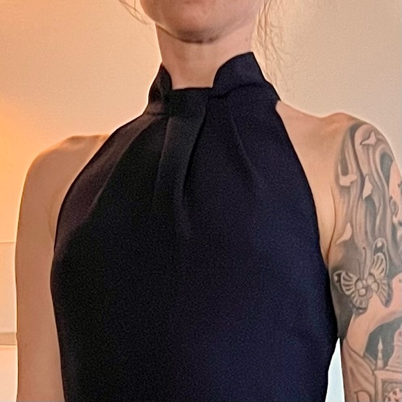 Halter neck backless mini dress - Picture 2 of 7